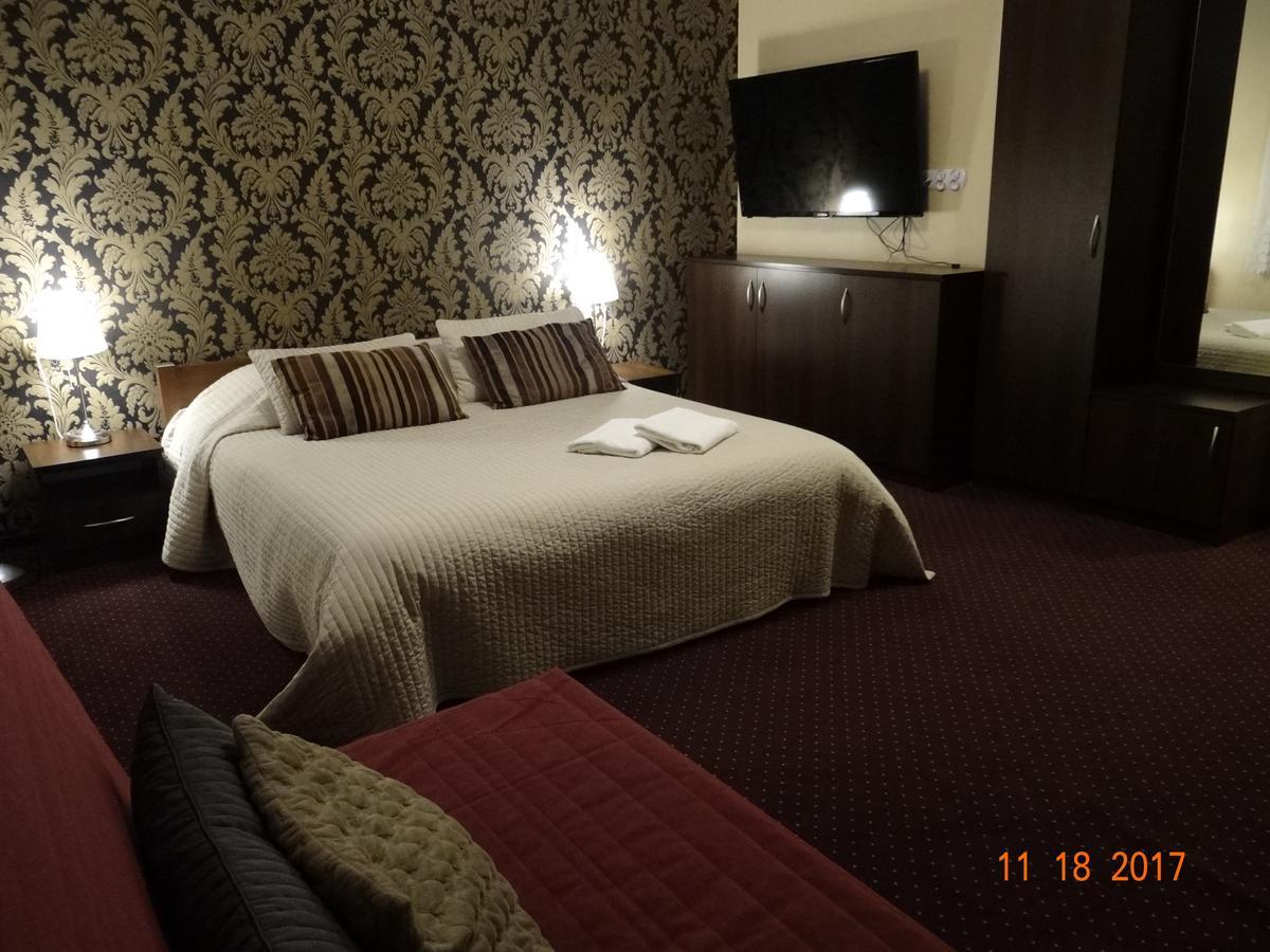 Bed and Breakfast "Arkadia" Ostroleka  Exterior foto
